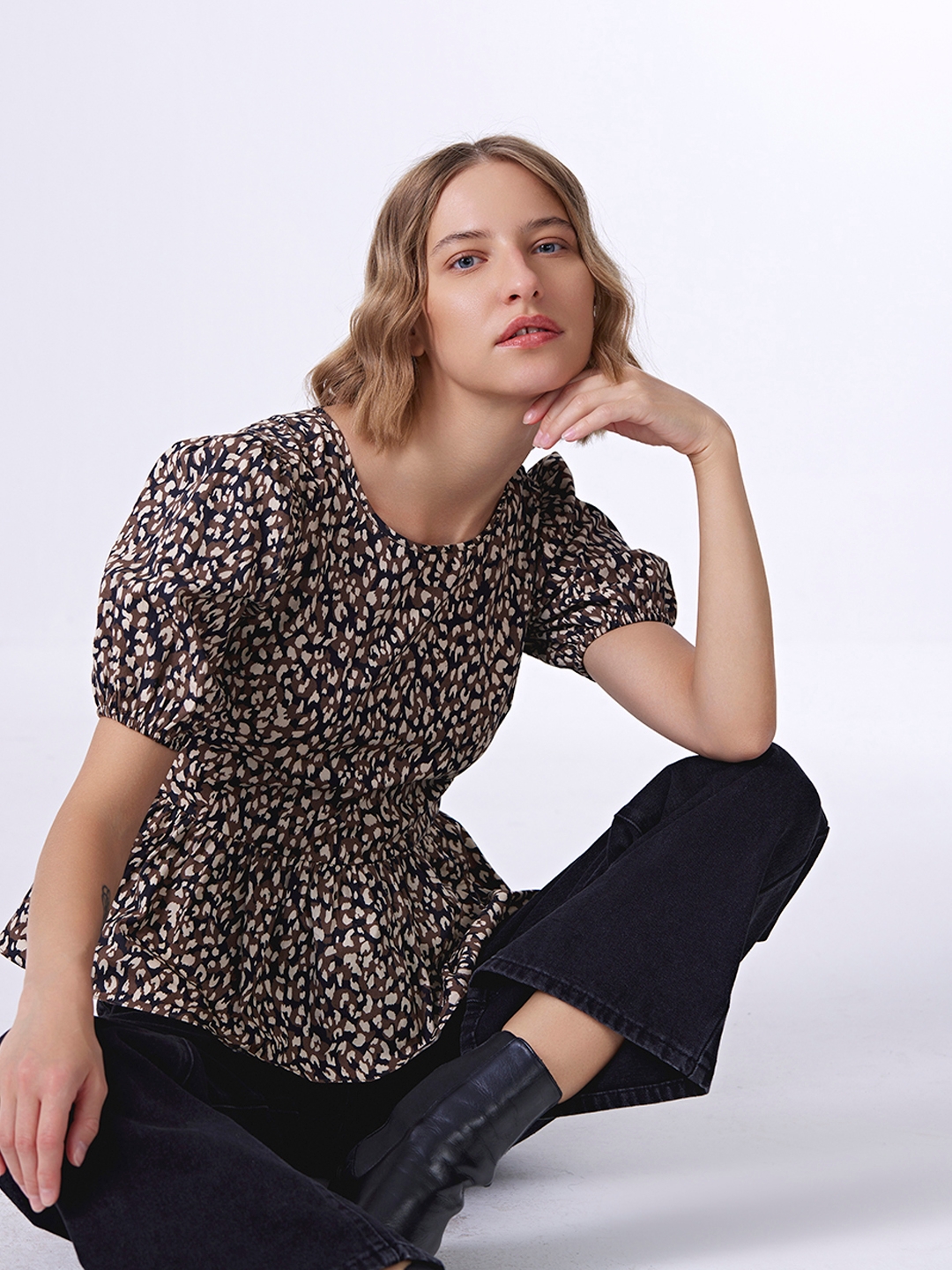 Cover Story | Brown leopard peplum top