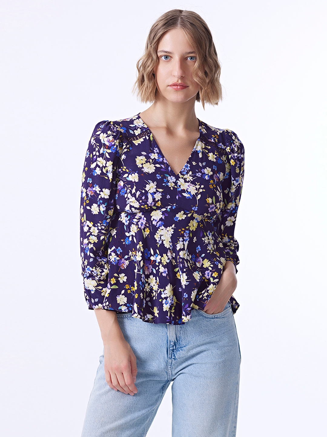 Cover Story | Purple floral printed top