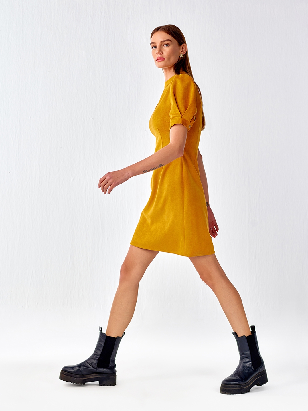 Drawstring-detail dress - Mustard yellow - Ladies | H&M IN