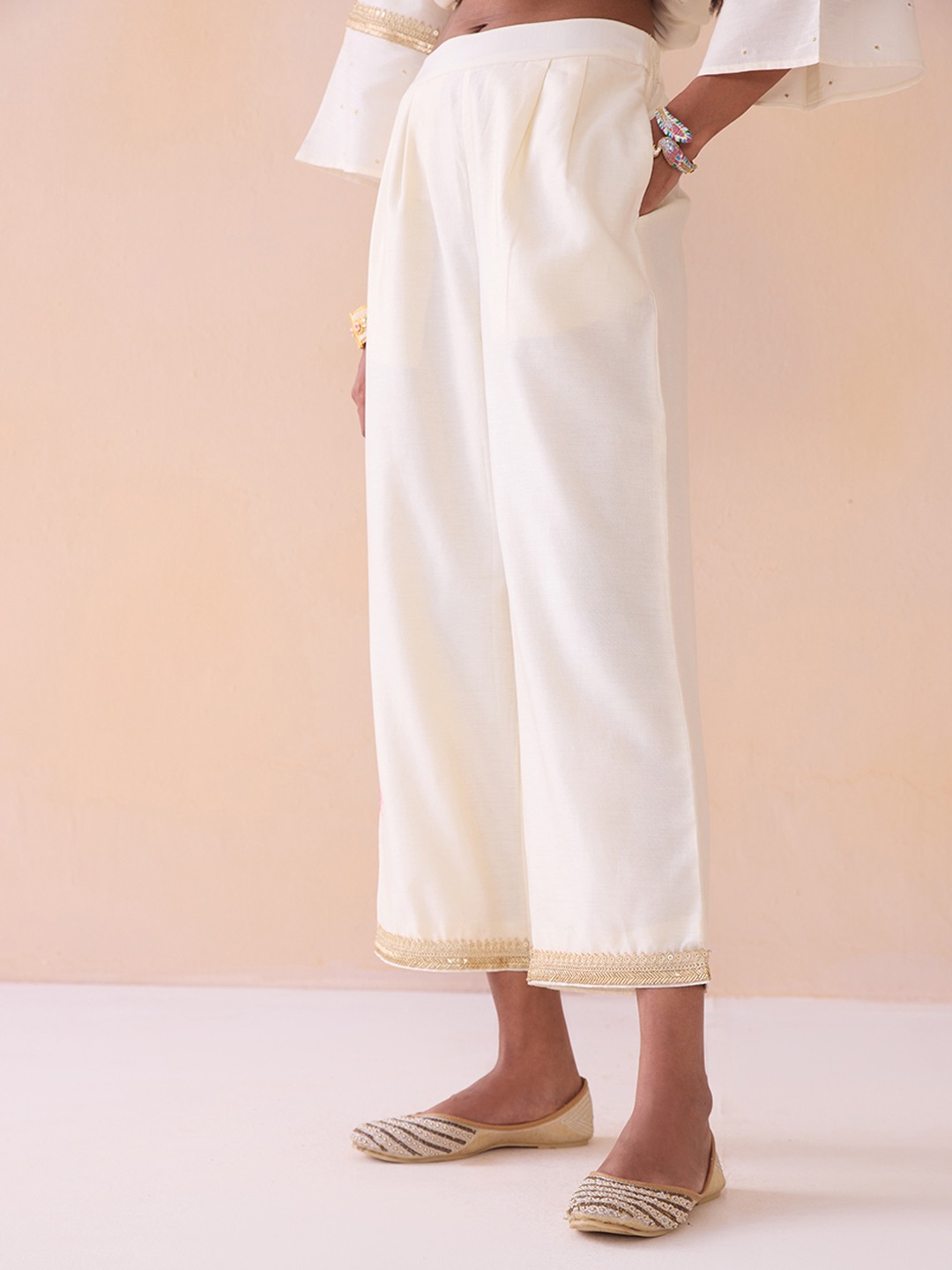 Noor Off White Straight trouser