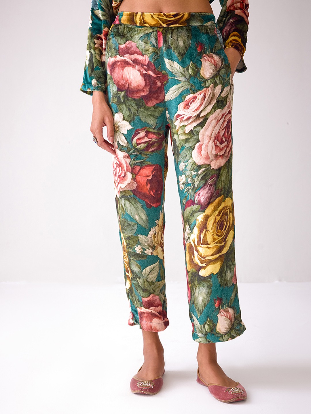 Masakkali Floral Printed Velvet Trousers