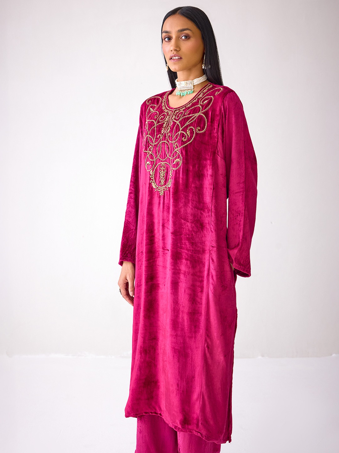 Masakkali Fuchsia Pink Velvet Kurta