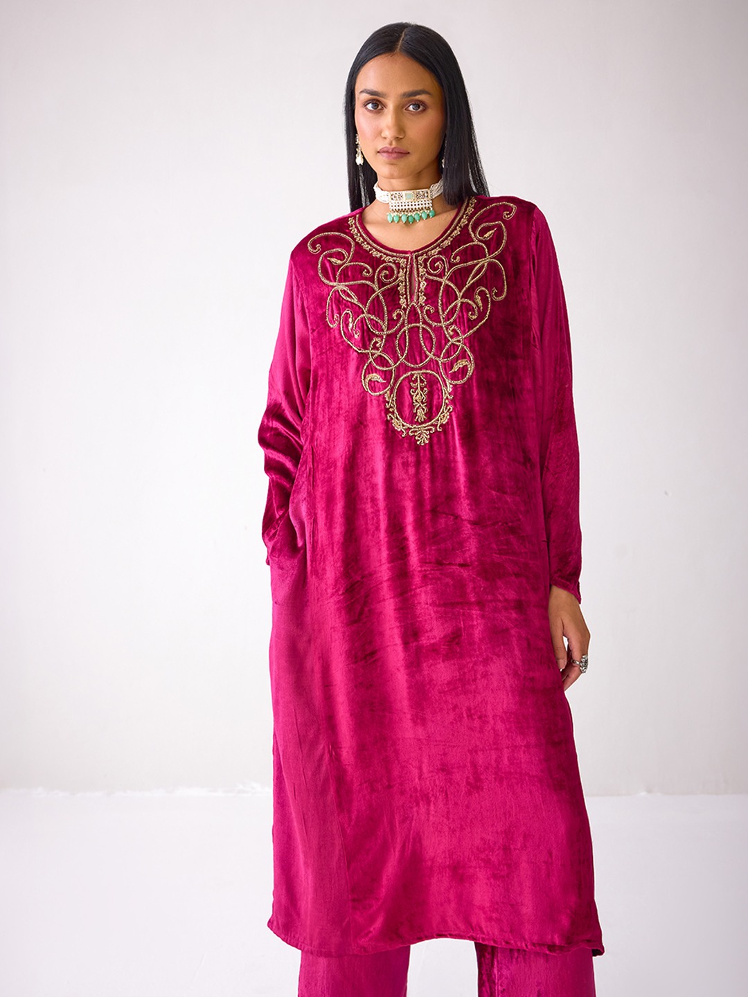 Masakkali Fuchsia Pink Velvet Kurta