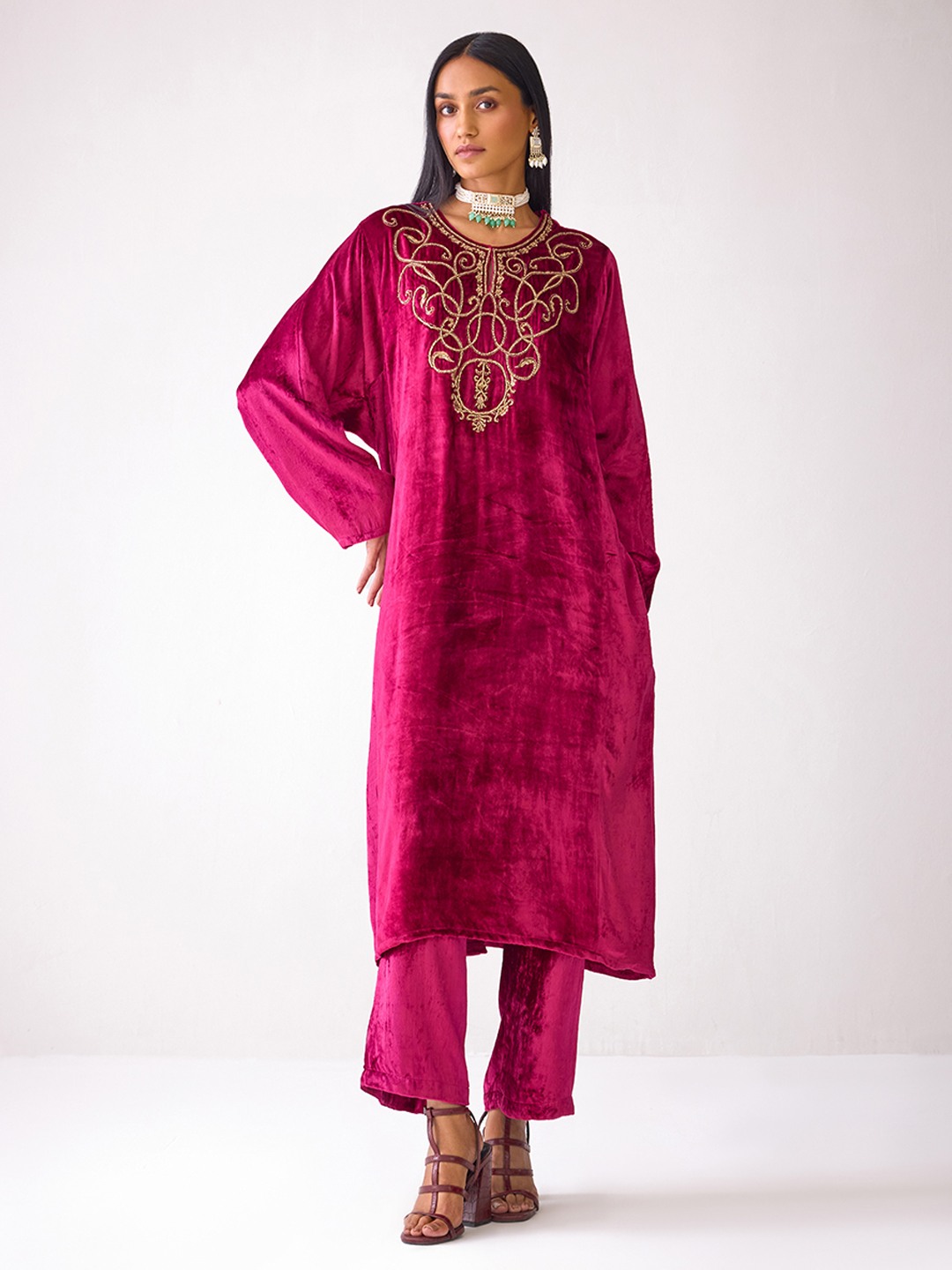 Masakkali Fuchsia Pink Velvet Kurta