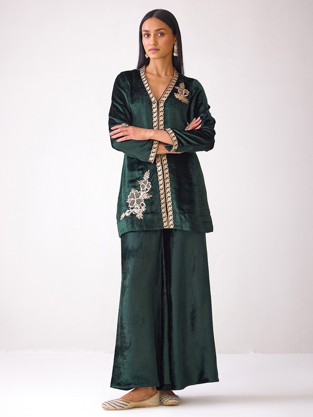 Masakkali Green Velvet Kurti