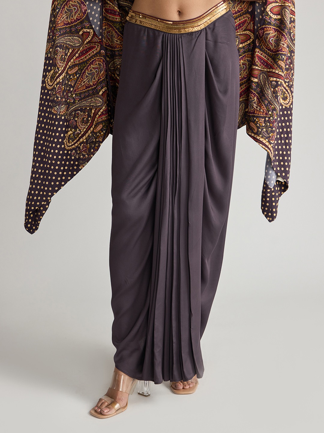 Brown Pletted Skirt With Waist Belt