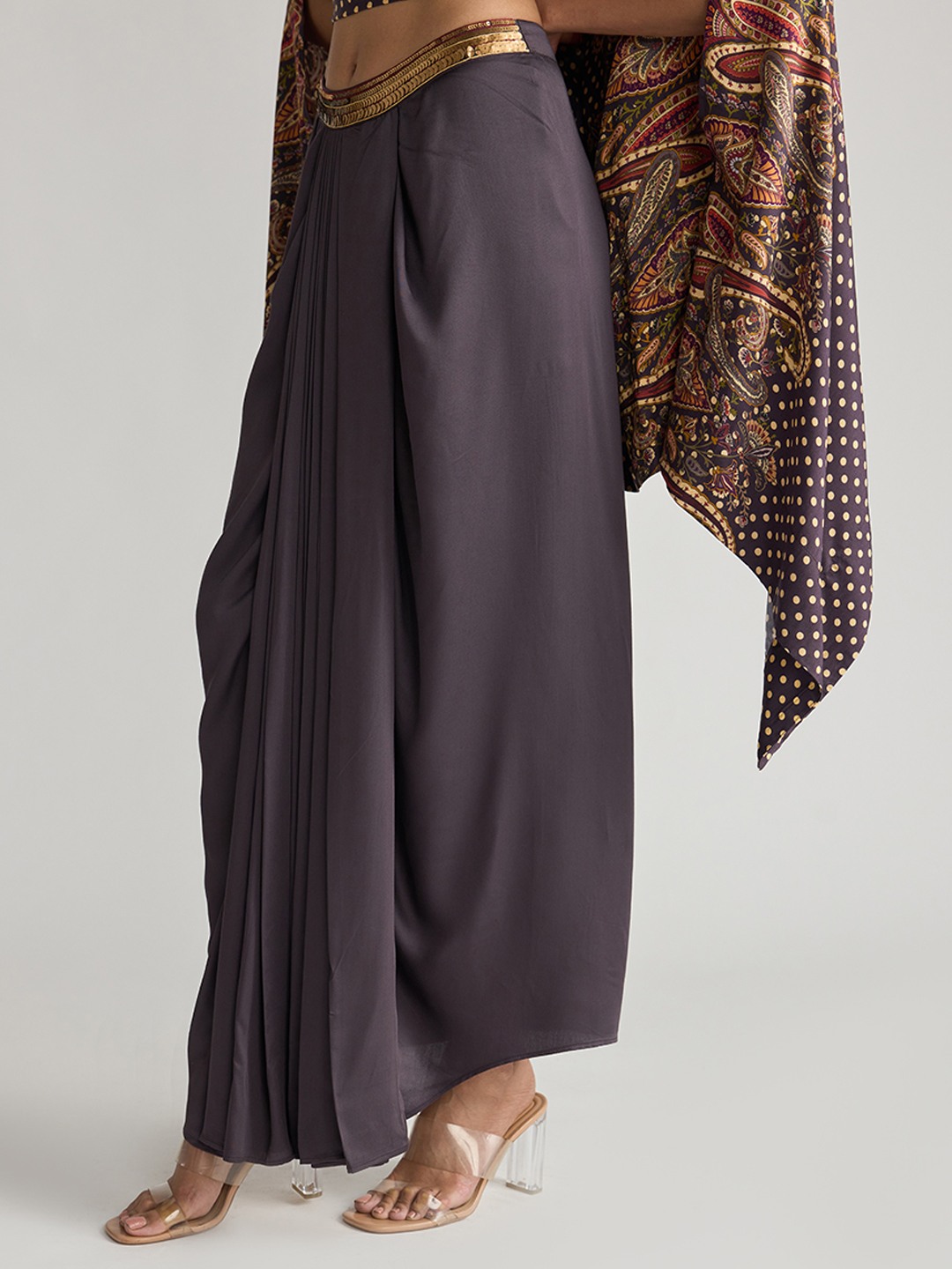 Brown Pletted Skirt With Waist Belt