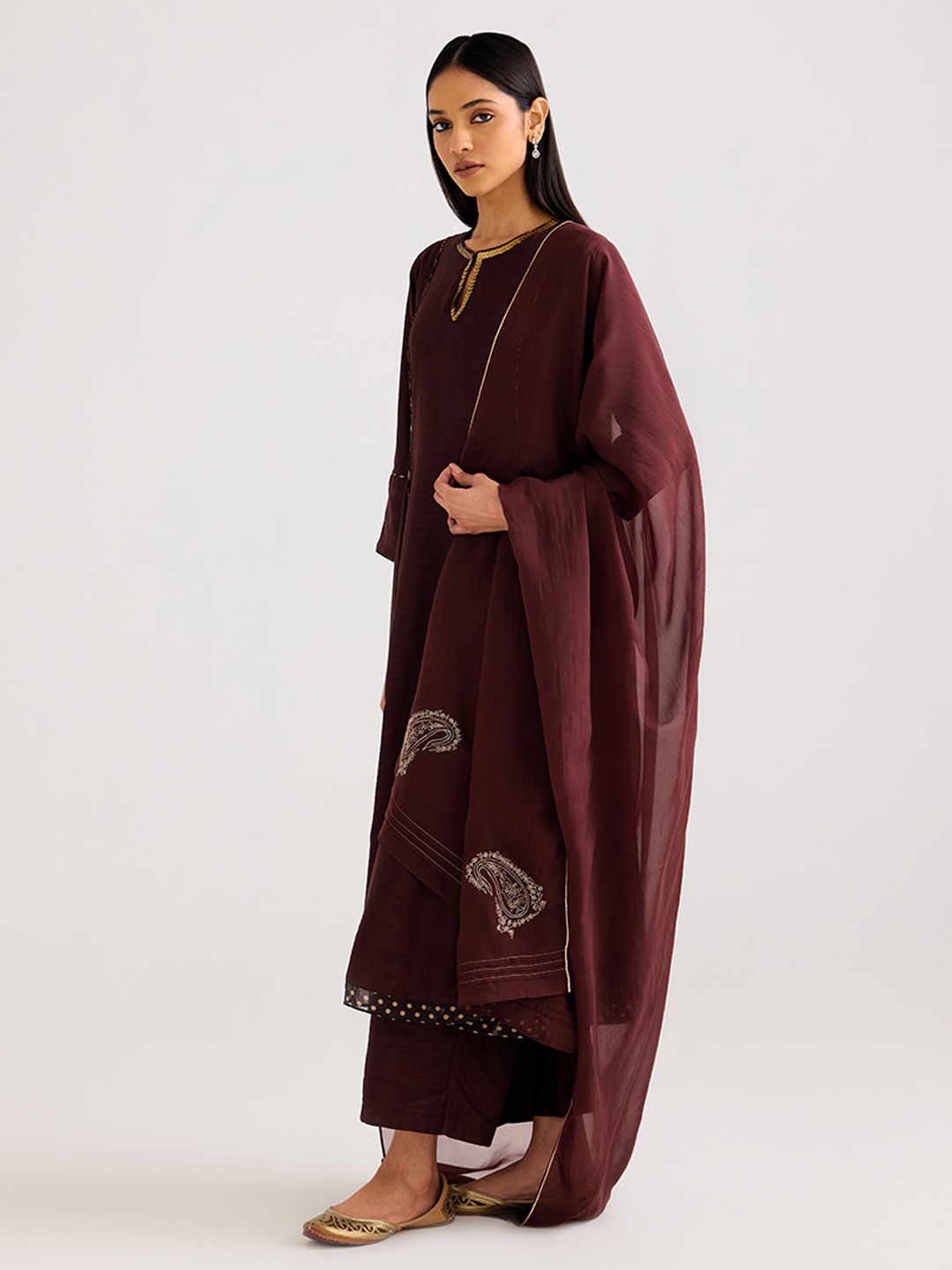 Brown organza Drape