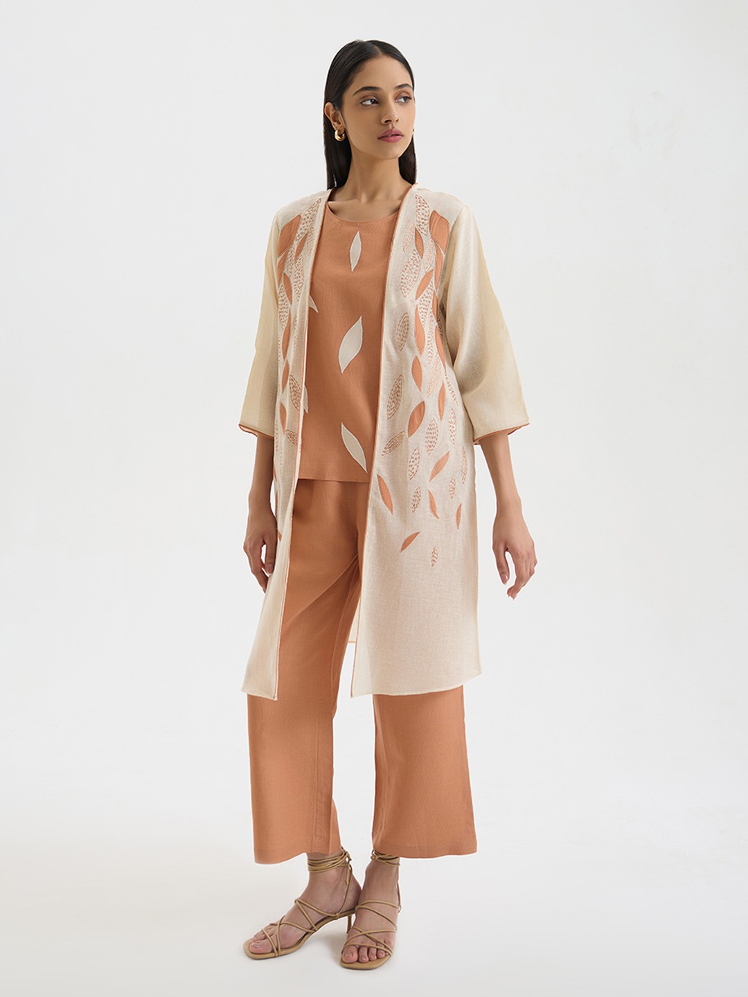 Off white Shrug