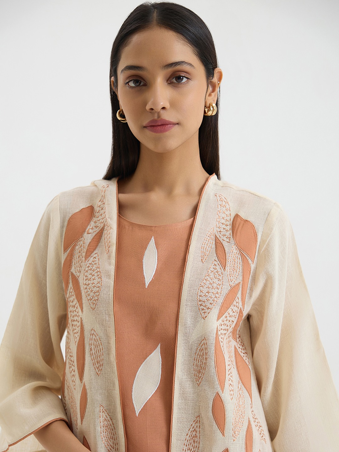 Off white Shrug