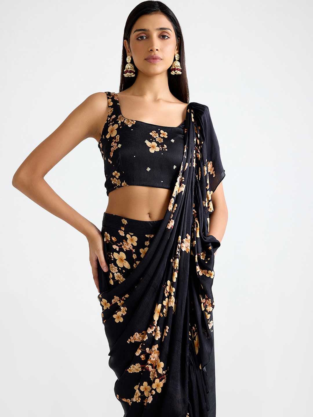 Black Sleevless Top