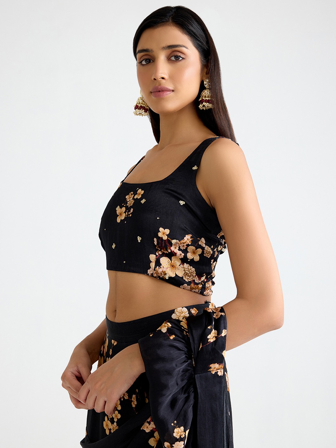 Black Sleevless Top