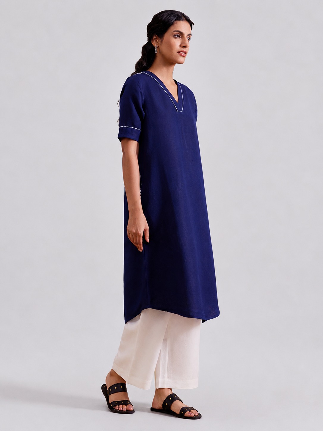 Blue Embroidered Kurta