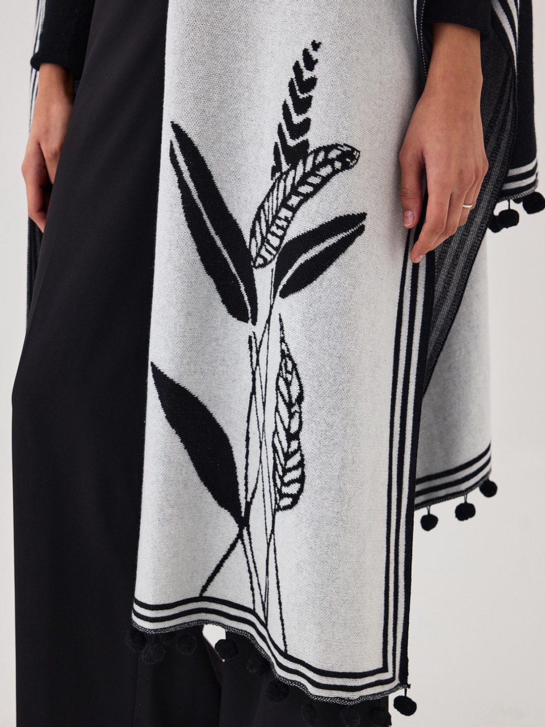 Black & White Knitted Overlay