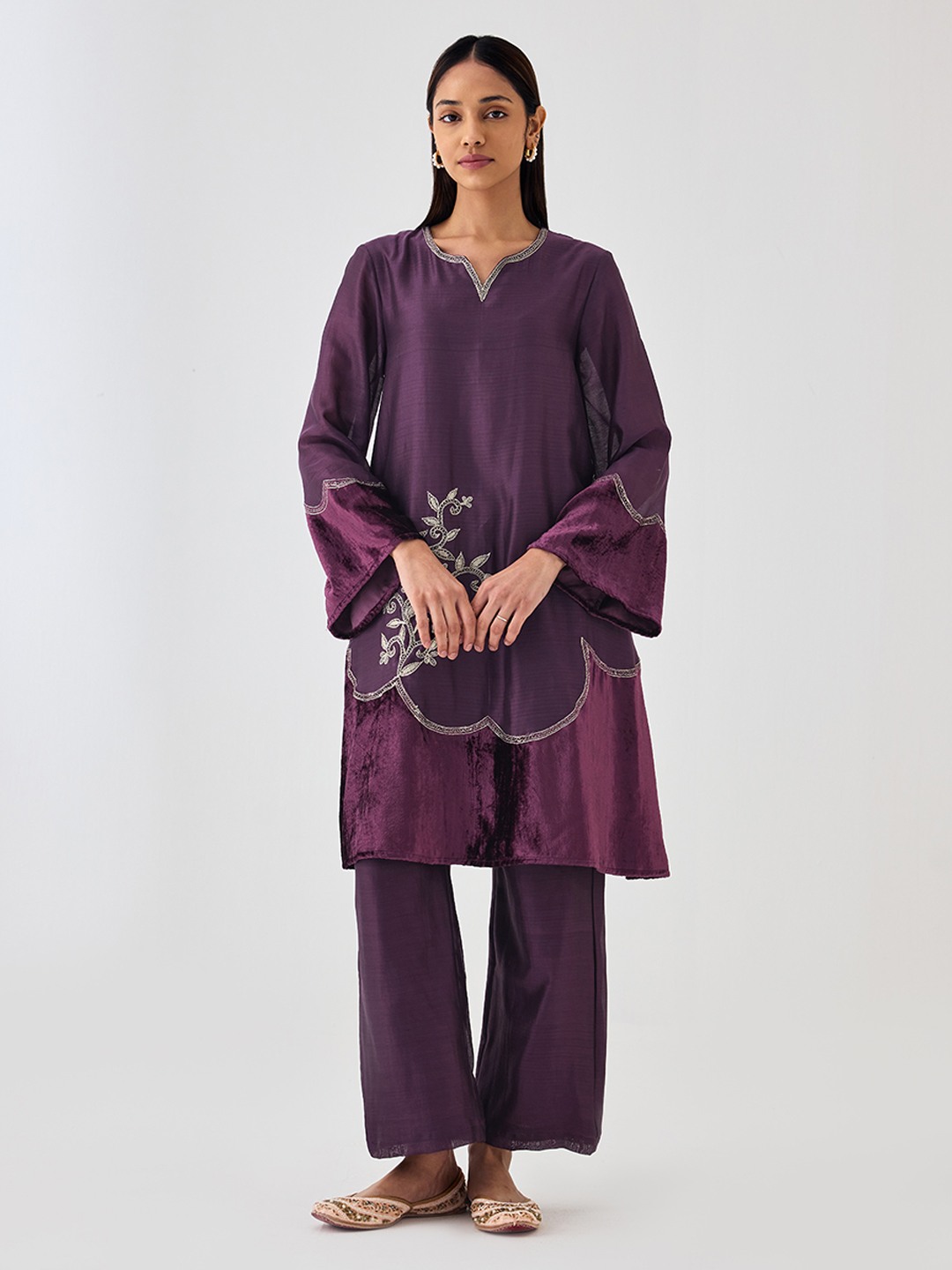 Pueple Velvet Kurta