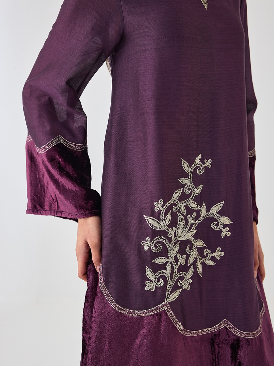 Pueple Velvet Kurta