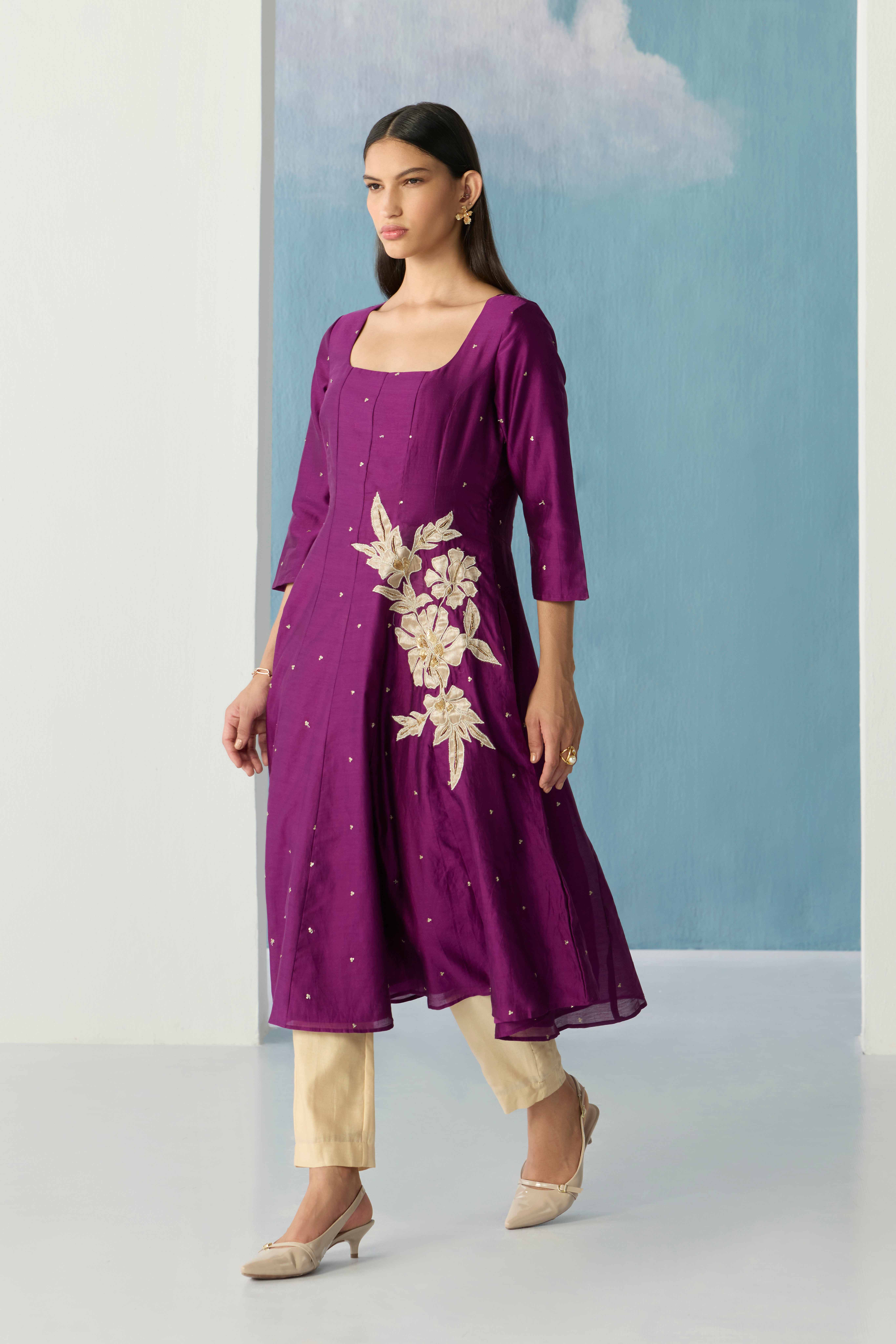 Plum Halo kurta