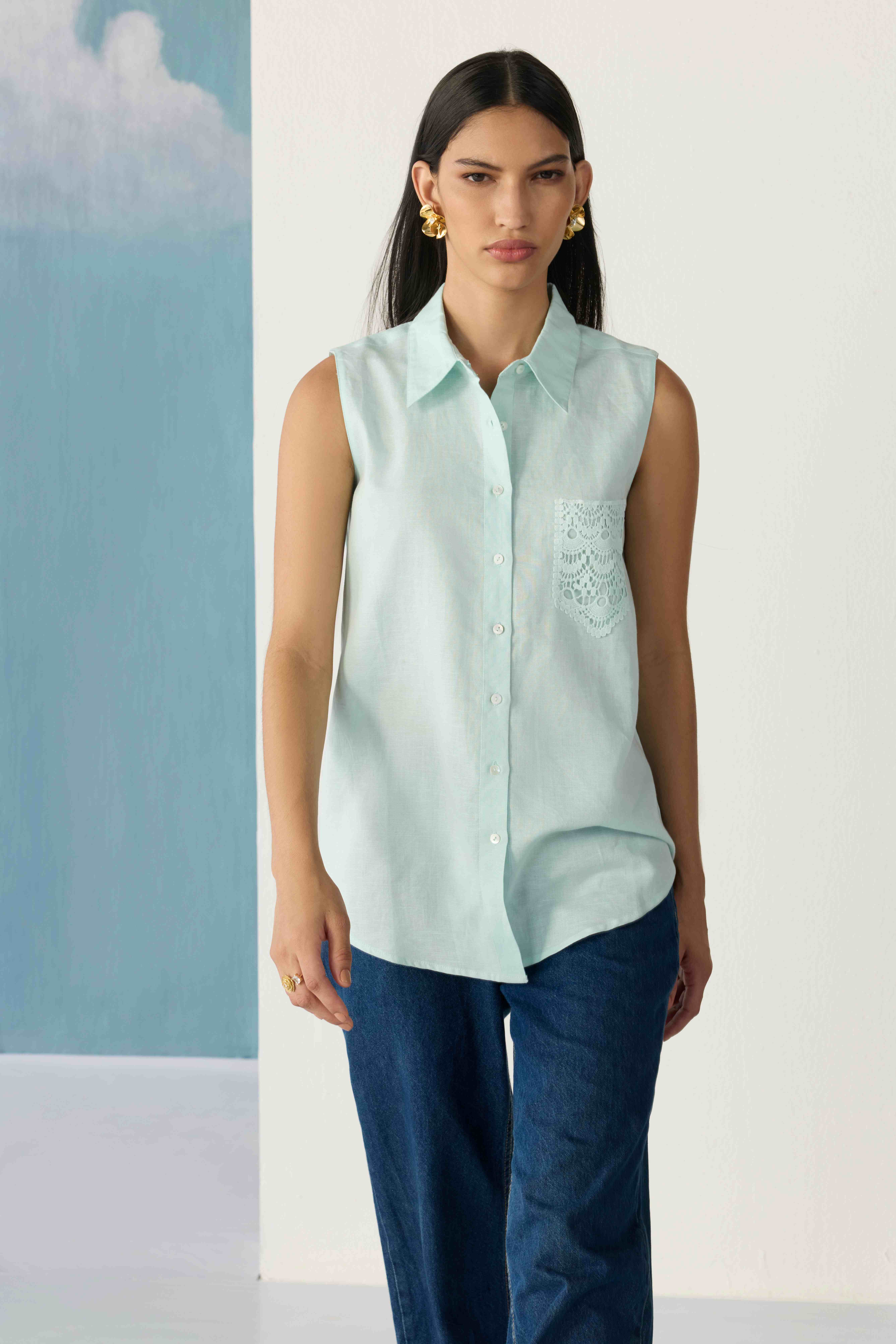 pastel mint peter-pan shirt