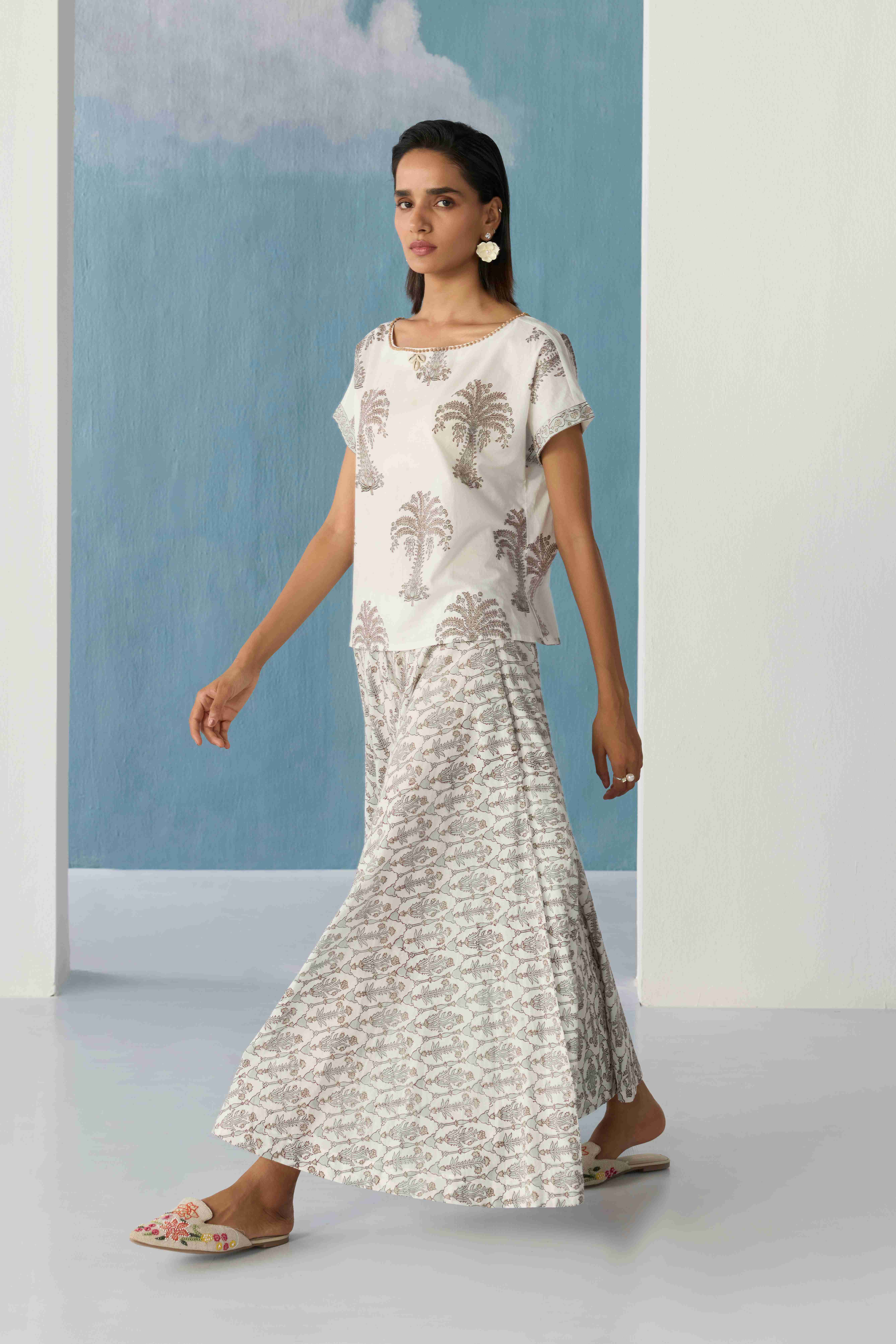 Ivory Botanical Printed Top