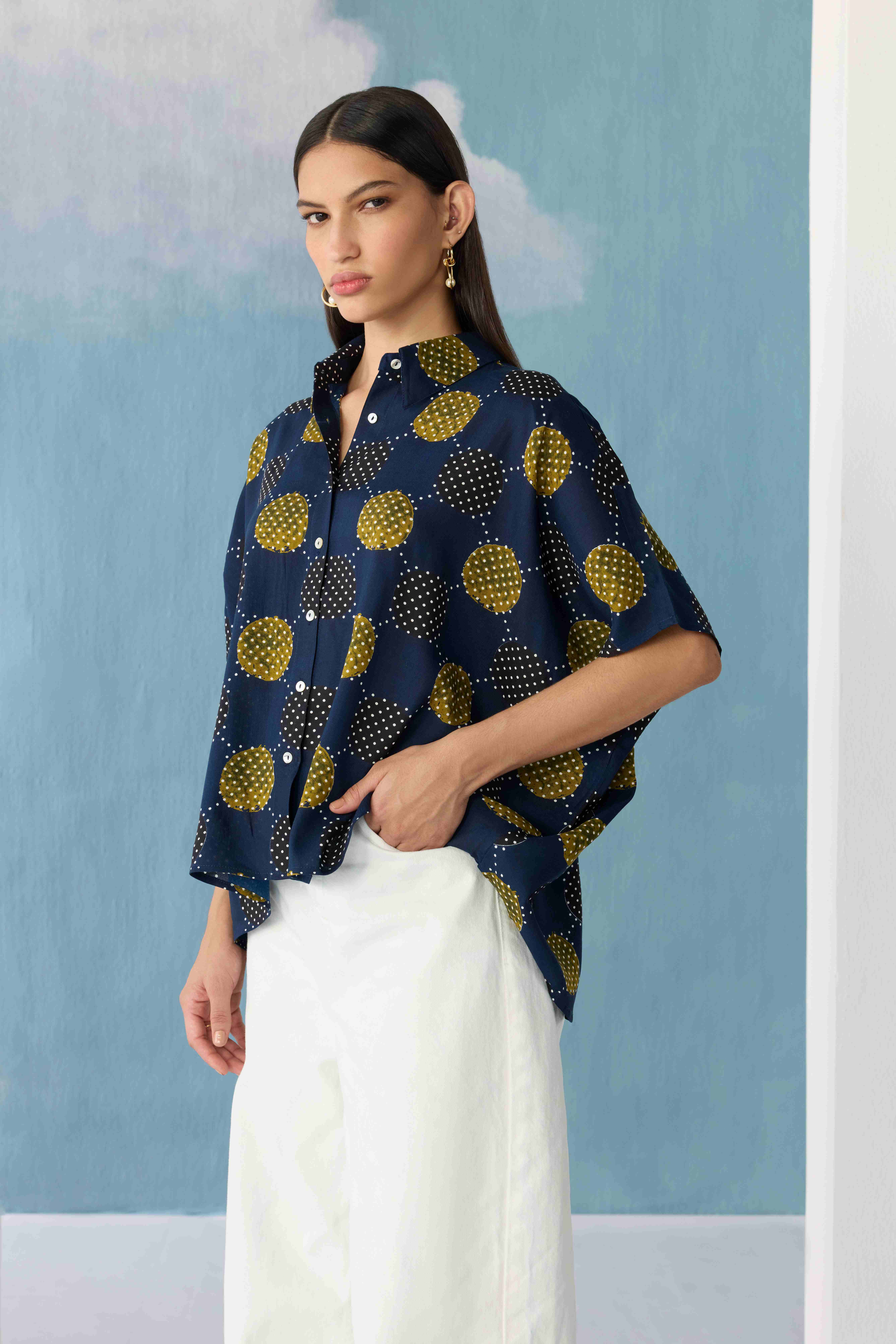 Ajrakh circle motif top