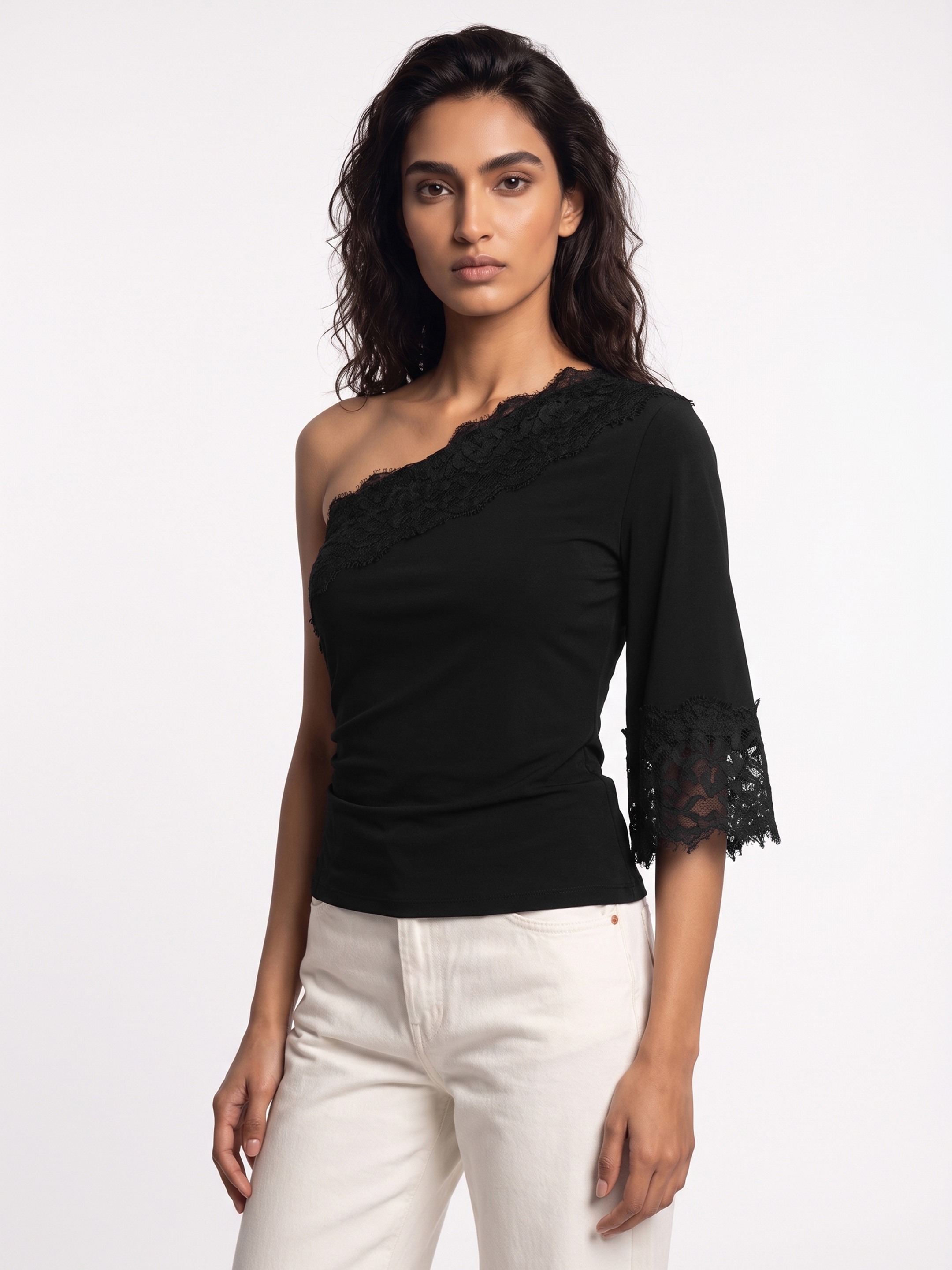 Niasa Black Top