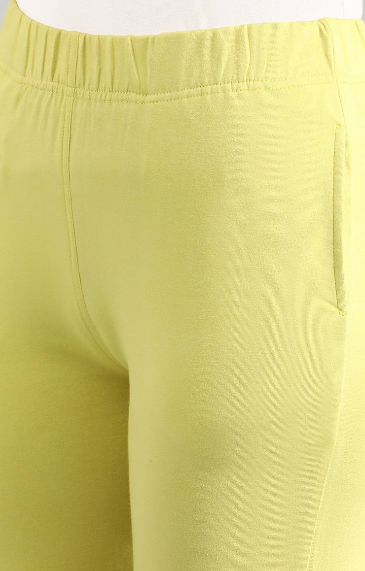 Aurelia | Women's Green Cotton Blend Solid Trousers 4