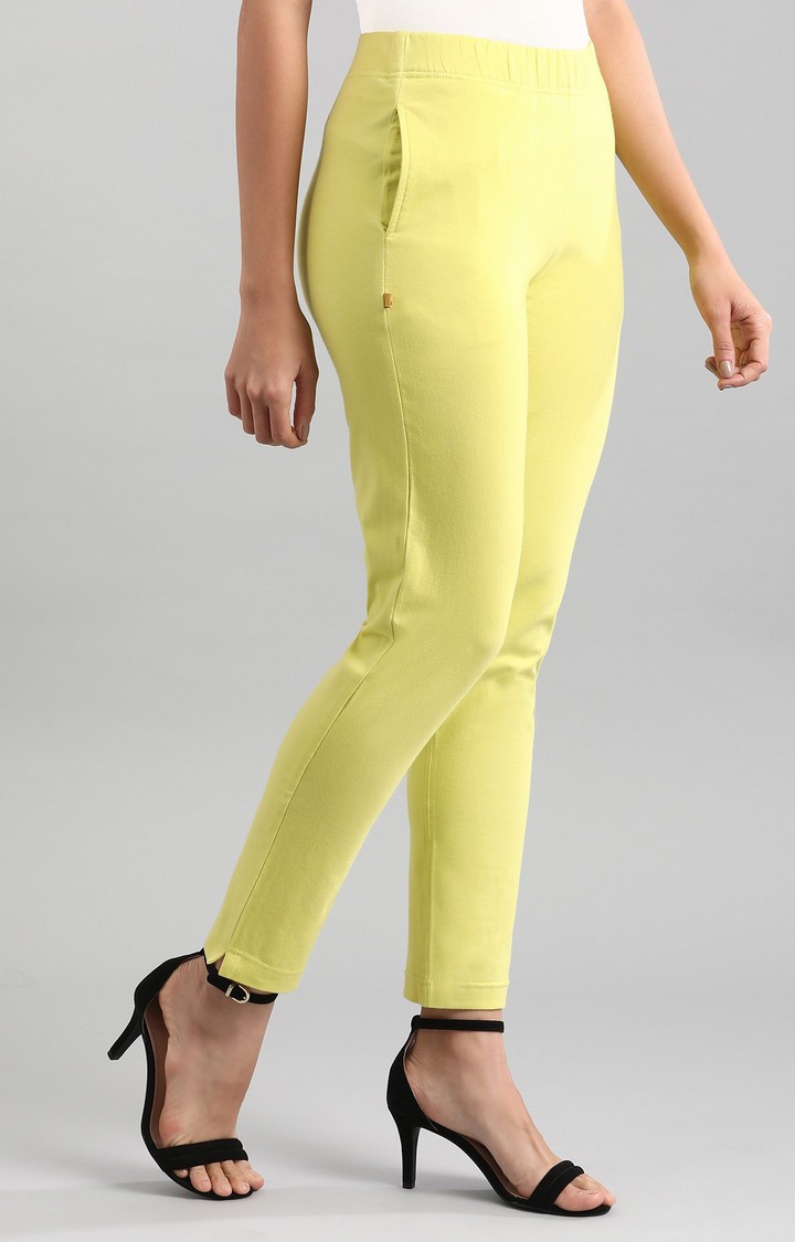 Aurelia | Women's Green Cotton Blend Solid Trousers 2