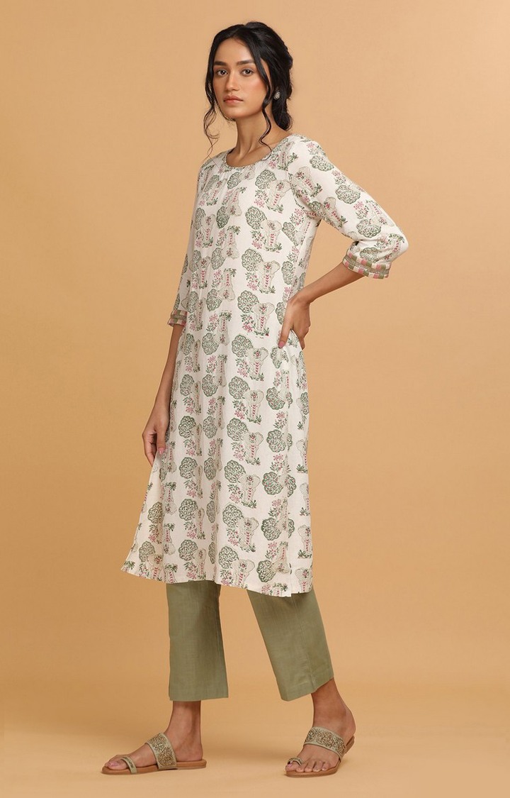 Women's White Viscose  Kurtas