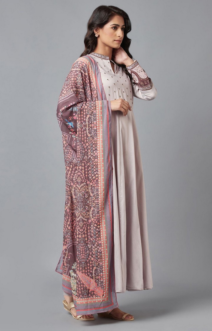 W sales mughal gown