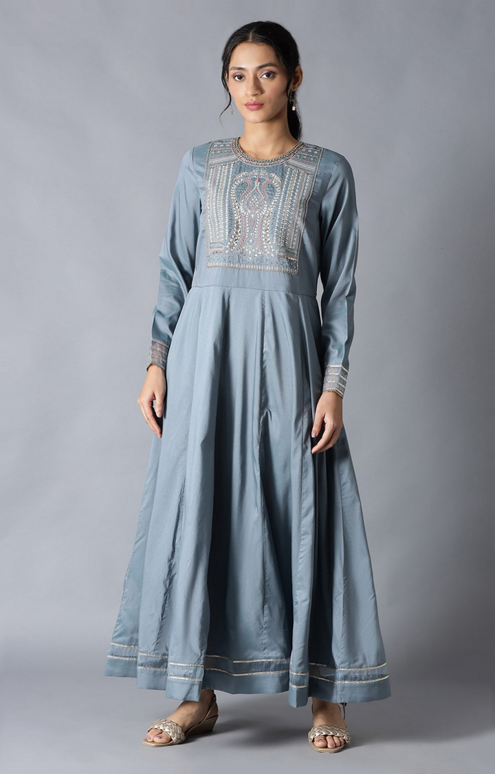 W mughal deals gown collection