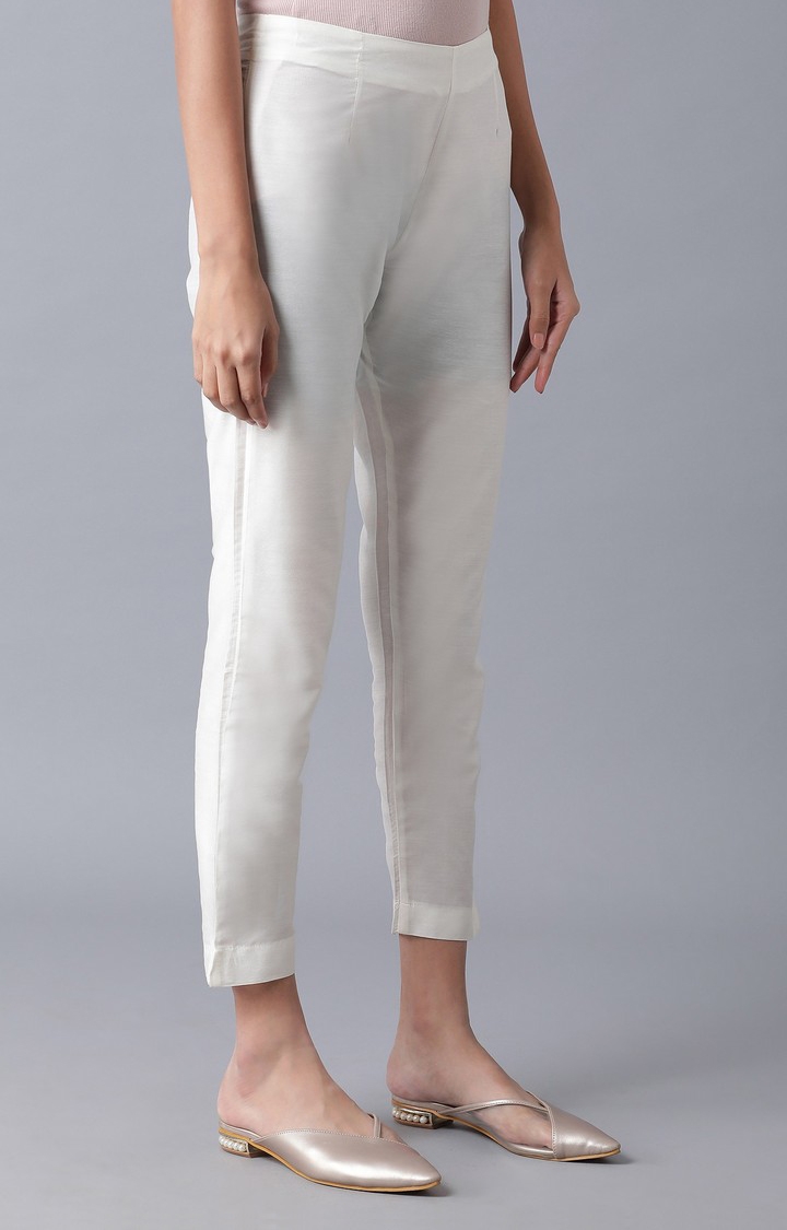 W | Women's White Viscose Solid Trousers 3