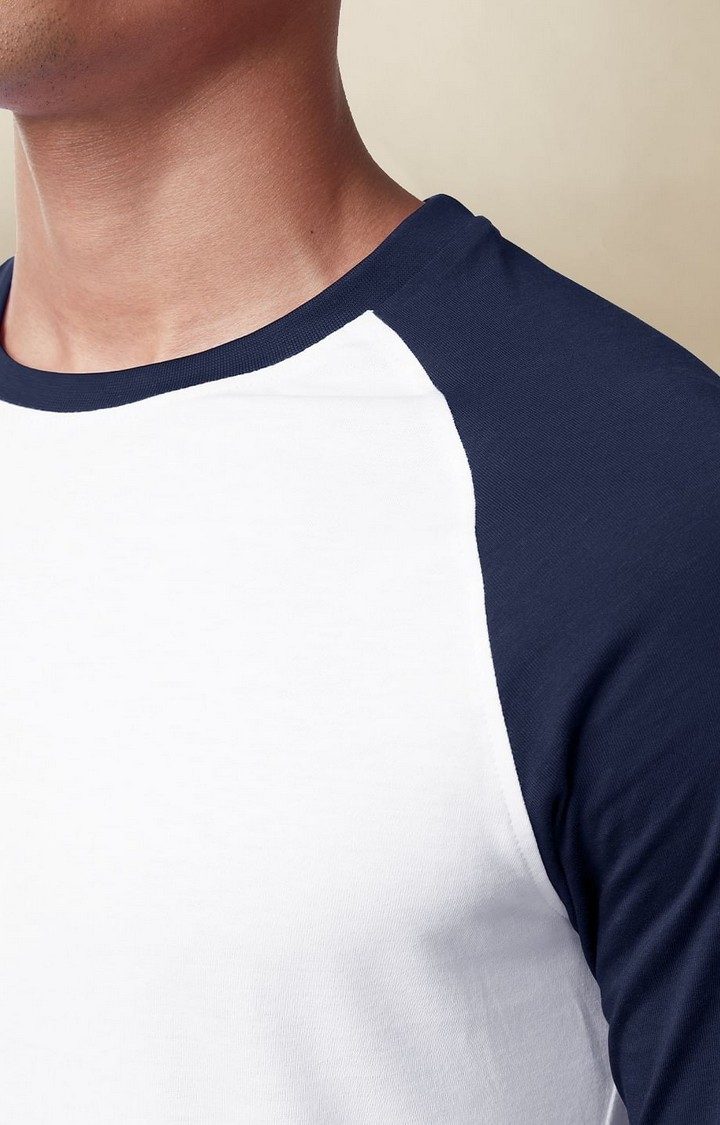 Men's Superman: Logo (Solar Activated) White & Blue Printed Regular T-Shirt