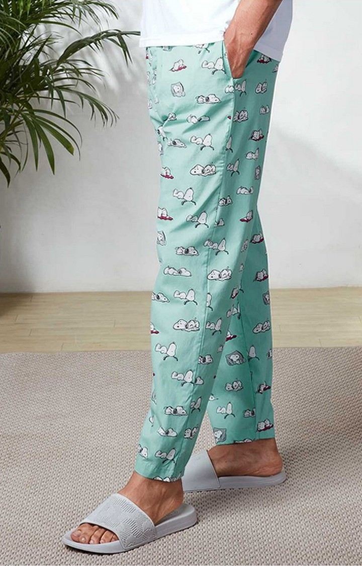 Men's Peanuts Snoopy Doodle Light Green Cotton Printed Trackpant