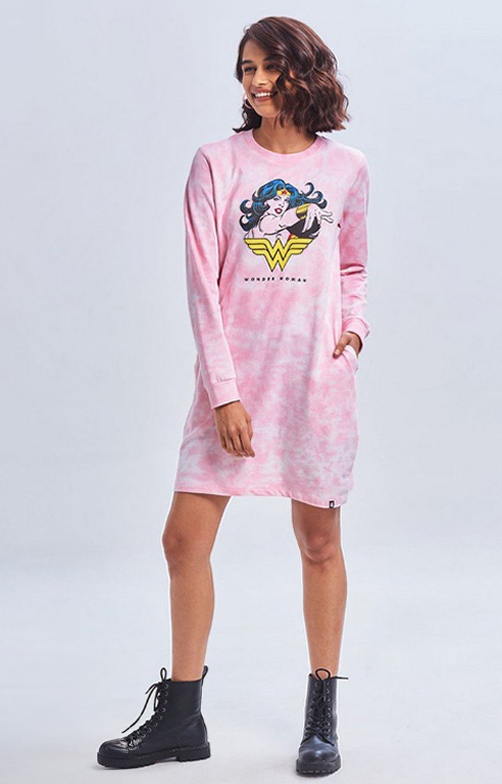 Women's Wonder Woman: Believe In Wonder Pink Tie Dye Printed Shift Dress
