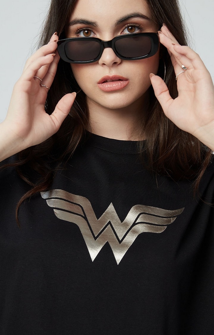 Women's Wonder Woman: Logo Black Printed Oversized T-Shirt
