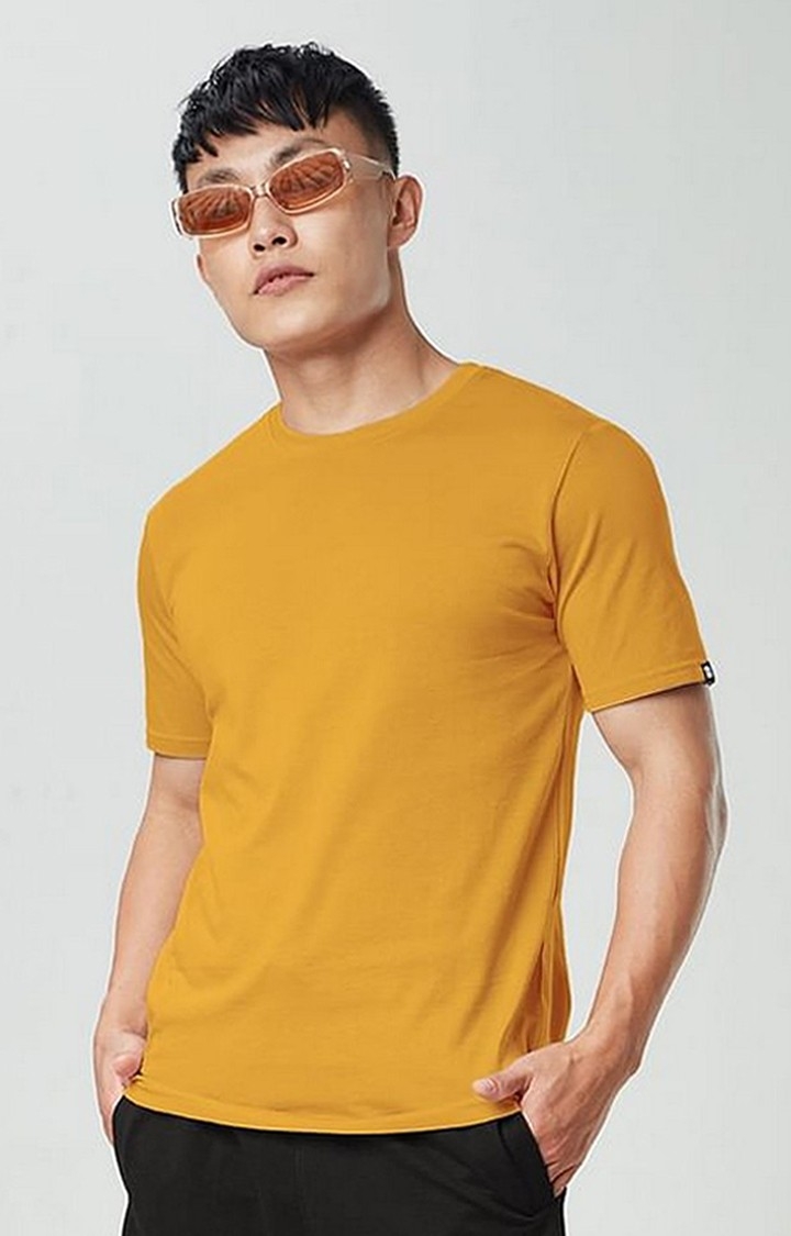 Men's Yellow Solid Regular T-Shirt