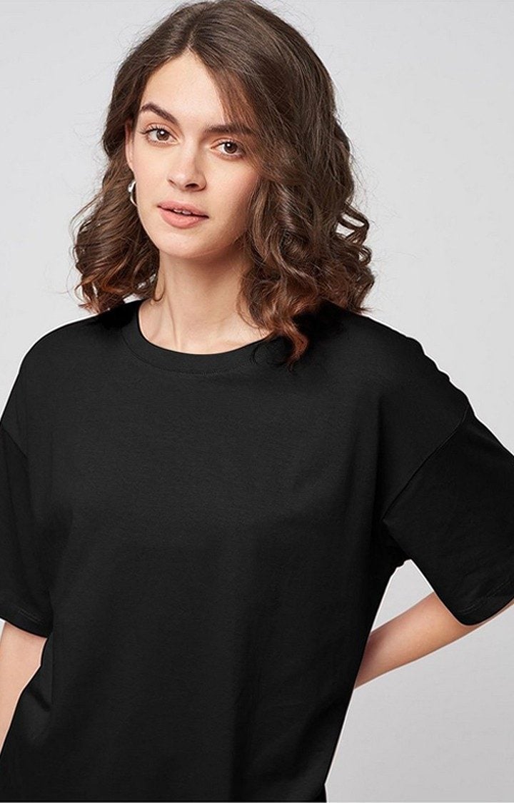 Women's Black Solid Oversized T-Shirt
