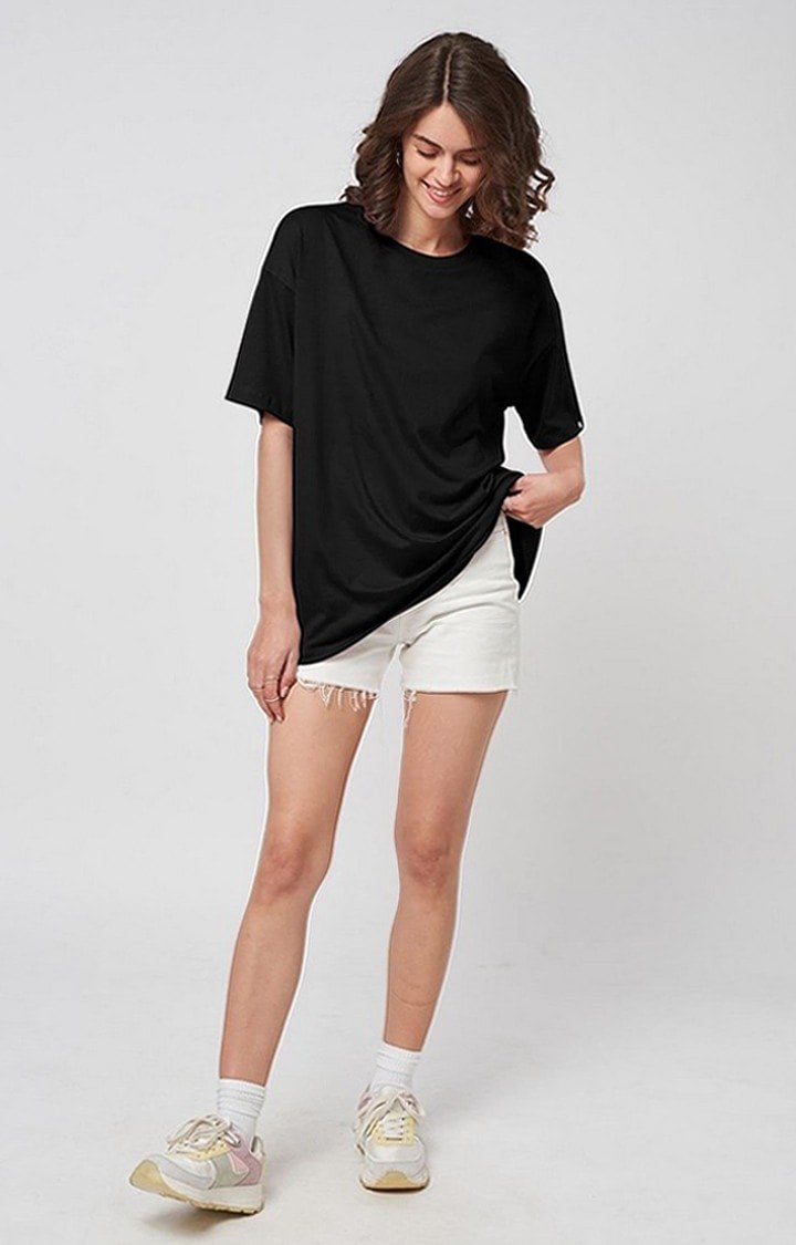 Women's Black Solid Oversized T-Shirt