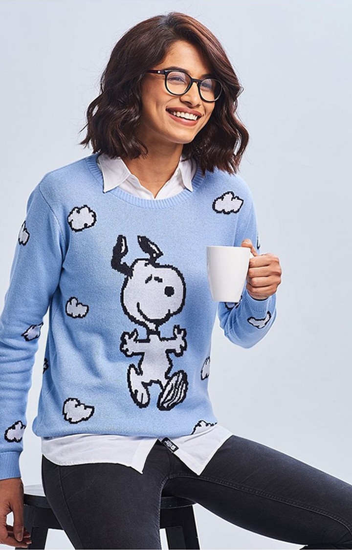 Women's Peanuts: Hug Blue Printed Sweaters