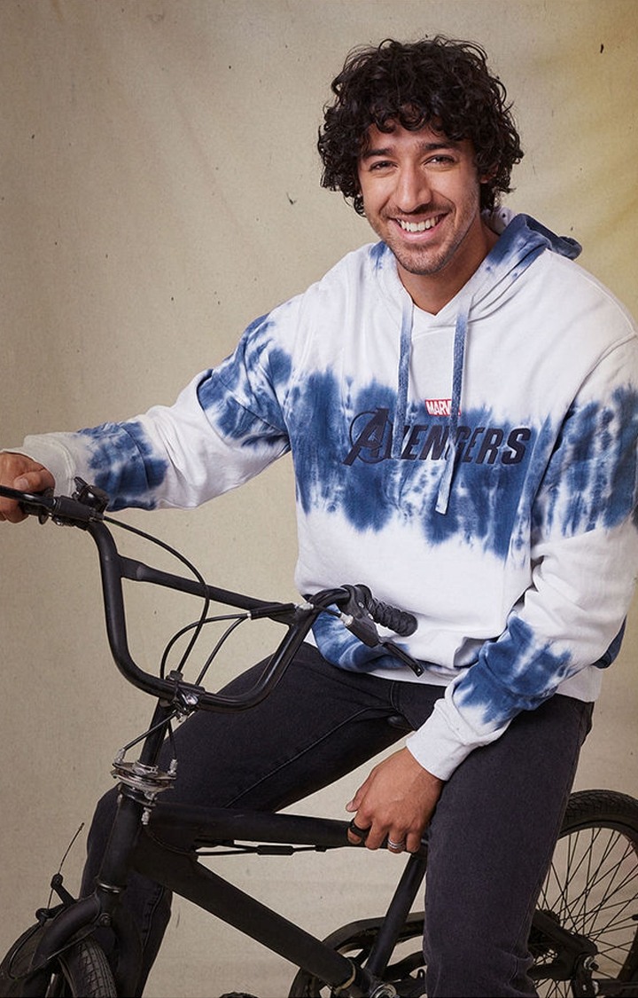 Men's Marvel: Avengers Blue & White Tie Dye Printed Hoodies