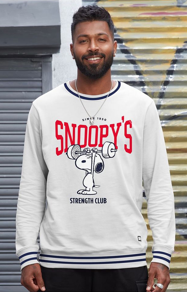 Men's Peanuts: Snoopy's World White Printed Sweatshirts