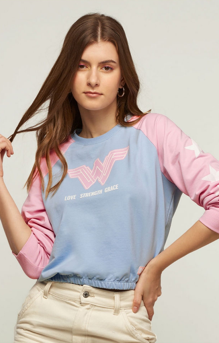 Women's Wonder Woman: Love, Strength & Grace Blue & Pink Printed Crop Top