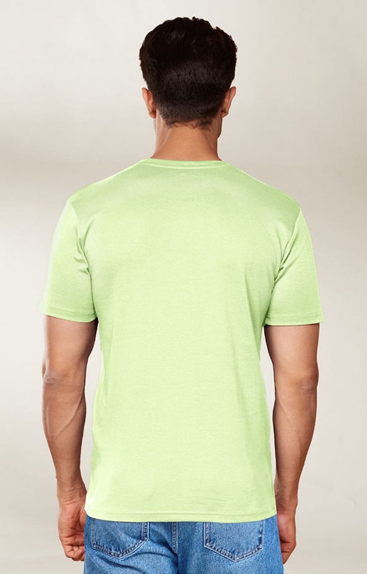 Men's Green Solid Regular T-Shirt