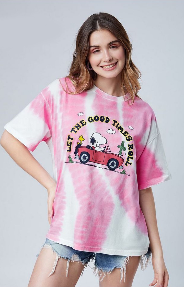 Women's Peanuts: Good Times Pink & White Tie Dye Printed Oversized T-Shirt
