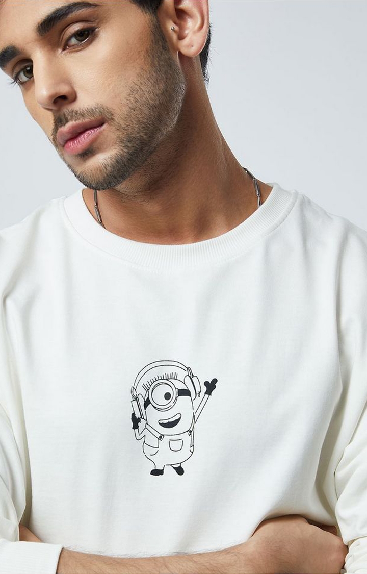 Men's Minions: Dropping Beats White Printed Oversized T-Shirt