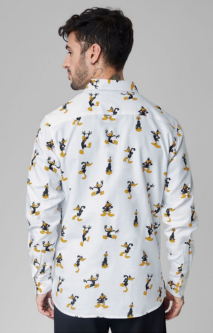 Men's Daffy Duck White Printed Casual Shirt