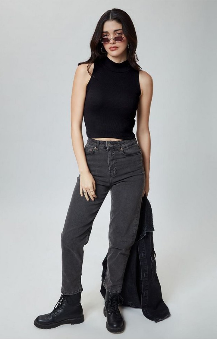 Women's Black Solid Crop Top