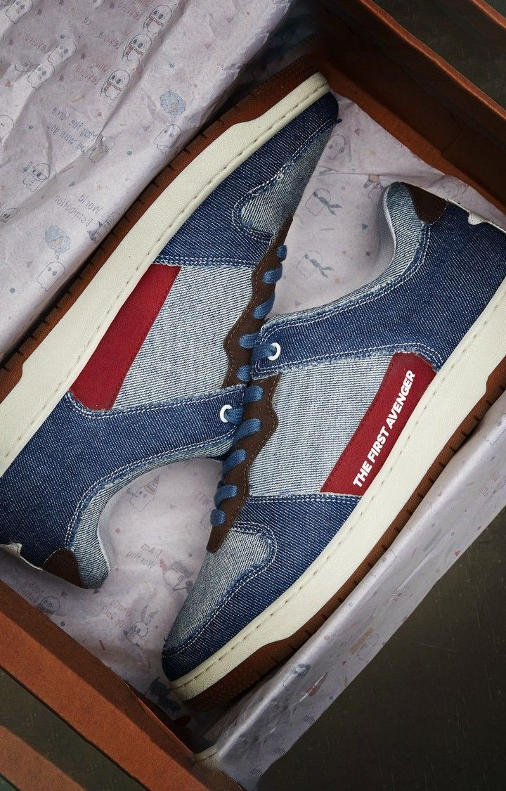 Men's Captain America: Super Soldier Blue Sneakers