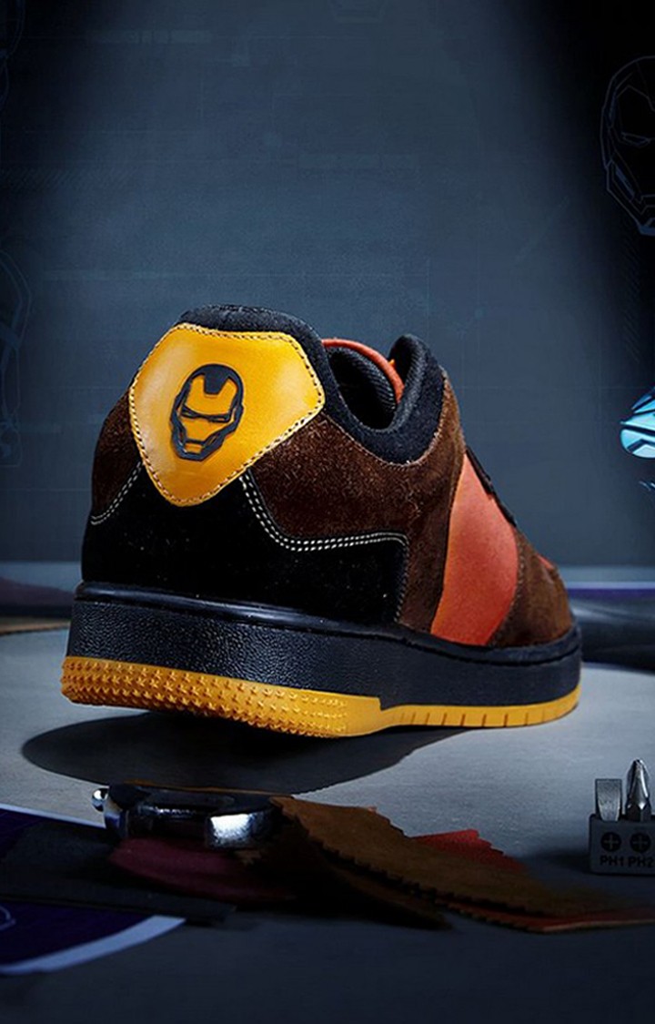 Iron outlet man sneakers