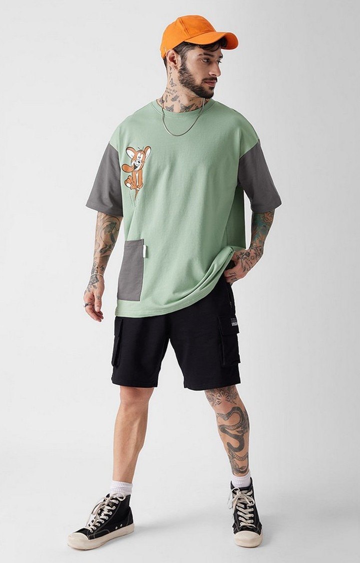 Men's Tom & Jerry: Toasted Green Graphic Printed Oversized T-Shirt